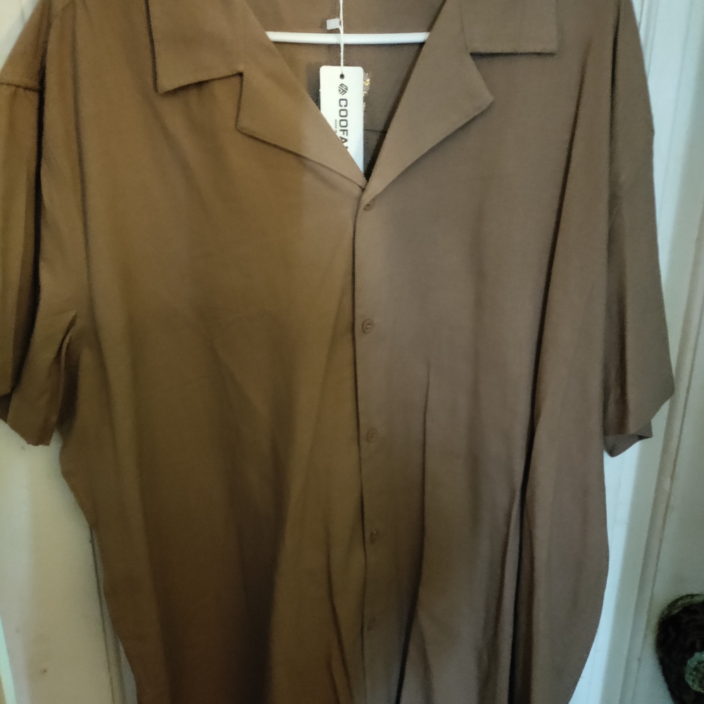 Tan Casual Button Down Shirt with Relaxed Fit and Short Sleeves